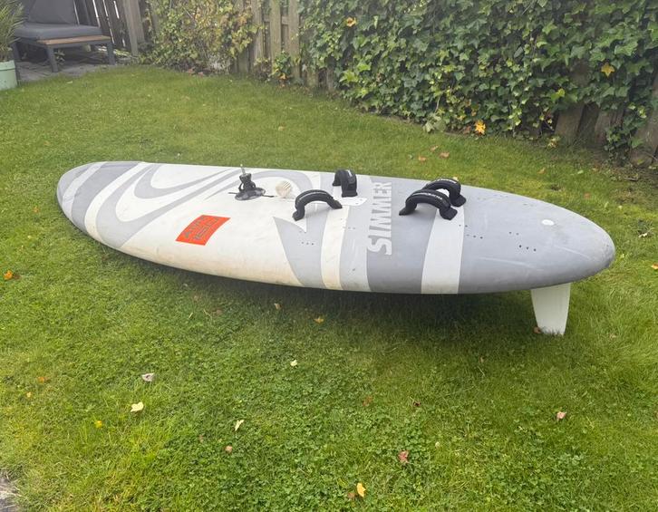 Simmer style AMP 160 liter board, Watersport en Boten, Windsurfen, Zo goed als nieuw, Plank, Minder dan 250 cm, Met vin(nen), Ophalen