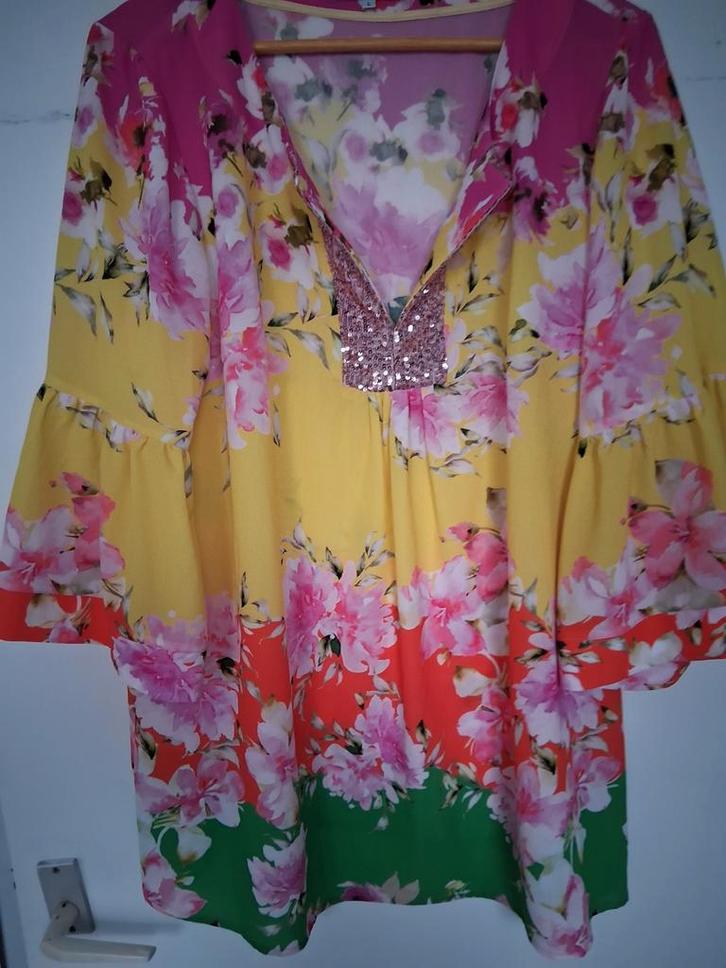 Tuniek Maat L - Valt Ruimer, Kleding | Dames, Blouses en Tunieken, Zo goed als nieuw, Maat 46/48 (XL) of groter, Ophalen