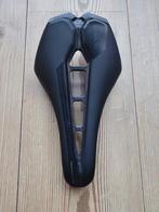 PRO Stealth Performance Zadel 142mm, Ophalen of Verzenden, Zo goed als nieuw