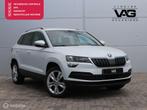 Skoda Karoq 1.0 TSI Automaat CarPlay Stoelverwarming PDC Cru, Stof, Gebruikt, Met garantie (alle), 1261 kg