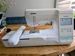 brother innovis f540e met hoopmaster en andere benodigdheden, Ophalen, Zo goed als nieuw, Borduurmachine