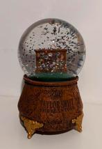 Taylor Swift Acoustic Piano Snowglobe, Verzamelen, Ophalen of Verzenden, Nieuw
