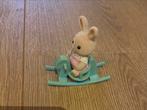 Sylvanian Families Konijn op Schommelpaard, Antiek en Kunst, Ophalen of Verzenden