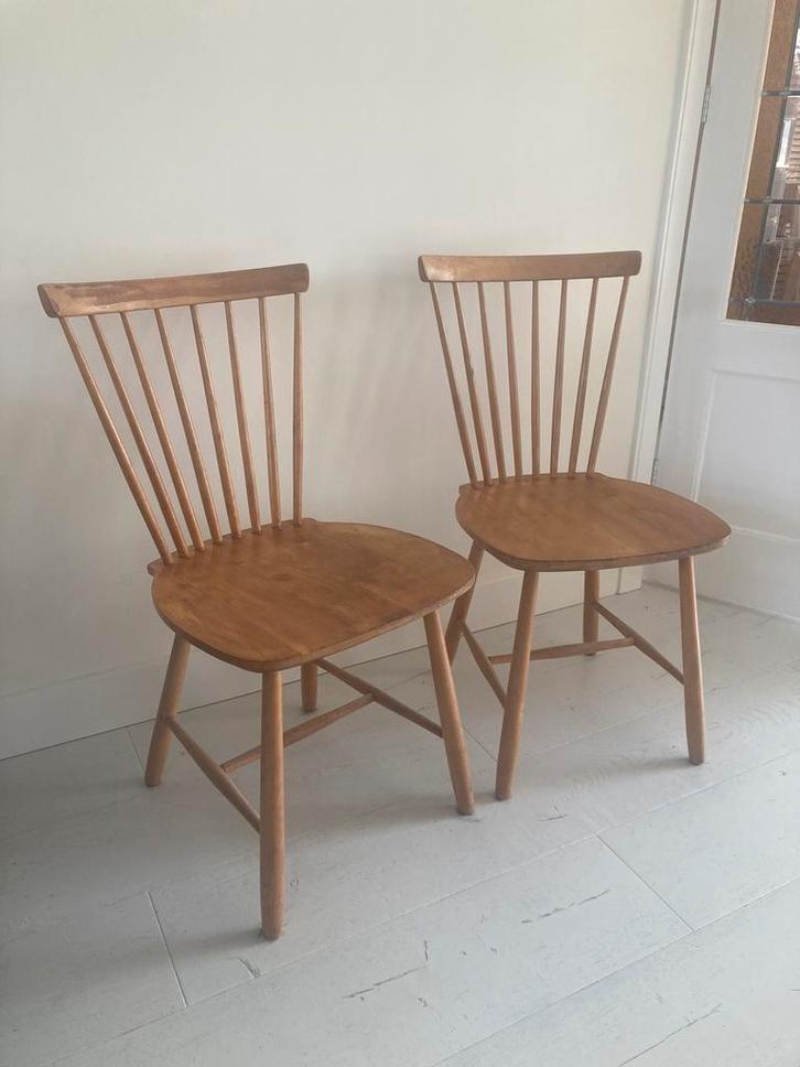 Spijlenstoel Pastoe stijl, 2 stuks, Huis en Inrichting, Stoelen, Gebruikt, Twee, Hout, Bruin, Ophalen