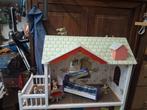 Vintage Poppenhuis met Meubels, Ophalen of Verzenden, Gebruikt, Poppenhuis
