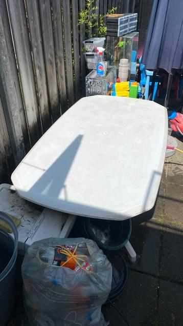 Tuintafel 165x95 beschikbaar voor biedingen