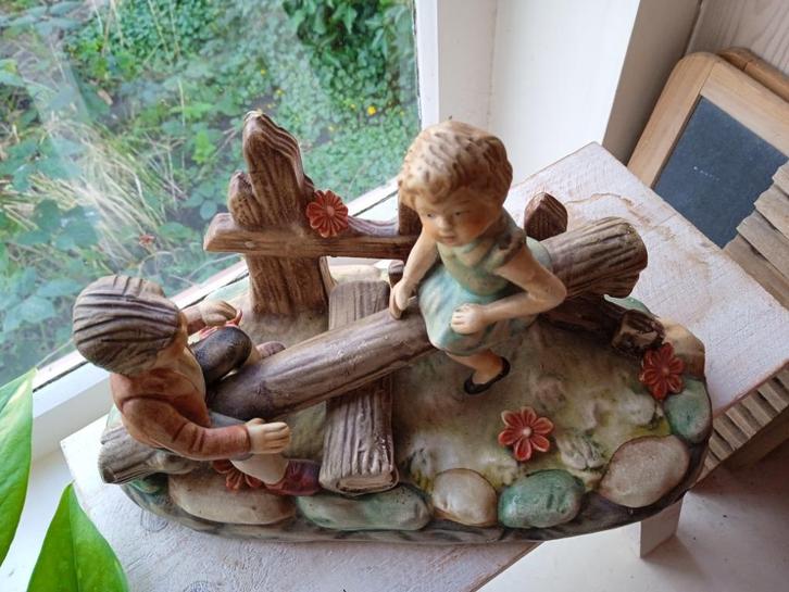 Beeld ~ oud beeldje ~, Verzamelen, Beelden en Beeldjes, Zo goed als nieuw, Mens, Ophalen of Verzenden