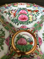 porseleinen bord in stijl van Chinees Cantonees Famille Rose, Antiek en Kunst, Antiek | Porselein, Ophalen of Verzenden