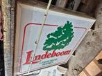 Lichtkast voor aan de gevel Lindeboom bieren, Ophalen
