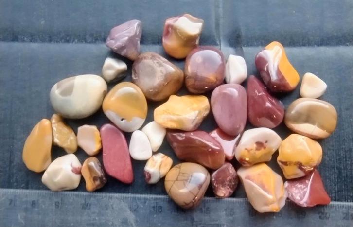 Mookaiet trommelstenen Australië, Verzamelen, Mineralen en Fossielen, Mineraal, Verzenden