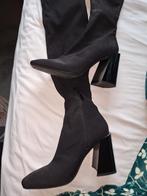 Bershka Zwarte Lieslaarzen Maat 40, Hoge laarzen, Zwart, Zo goed als nieuw, Bershka