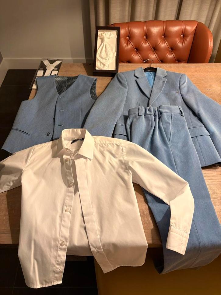 Kinderkostuum 3-delig maat 134 (bruidsjonker), Kleding | Heren, Kostuums en Colberts, Zo goed als nieuw, Overige maten, Blauw