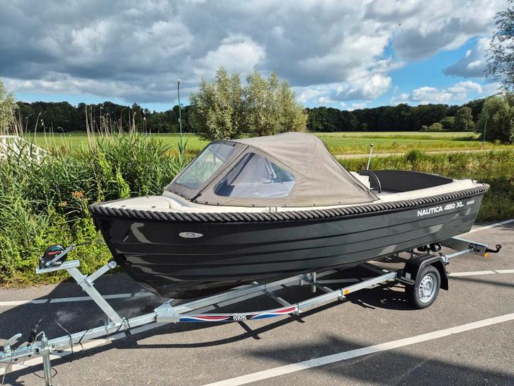 Prachtige Nautica 480XL Met 15pk Suzuki en Trailer !!, Watersport en Boten, Sloepen, 50 tot 70 pk, 3 tot 6 meter, Buitenboordmotor
