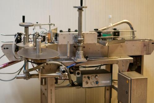 etiketteer machine zelfklevend, Zakelijke goederen, Machines en Bouw | Industrie en Techniek, Ophalen