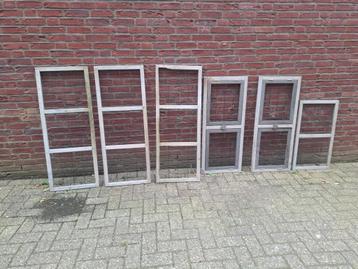 GRATIS Frontjes voor konijnenkooi of caviakooi beschikbaar voor biedingen