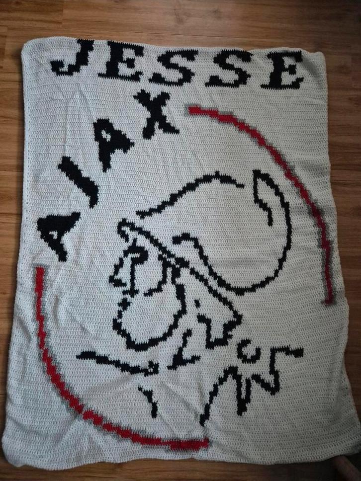 Gehaakt Ajax Kleed met Naam Jesse - Uniek!, Antiek en Kunst, Antiek | Kleden en Textiel, Ophalen of Verzenden
