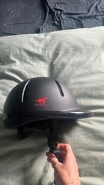 Paardrijcap red horse maat XS/S te koop, Dieren en Toebehoren, Paardrijkleding, Ophalen, Zo goed als nieuw, Dressuur, Cap
