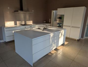Exclusieve Bulthaup B3 eiland keuken beschikbaar voor biedingen