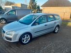 Ford Focus 1.6 74KW Wagon 2005 Grijs, 1596 cc, 15 km/l, 4 cilinders, 635 kg