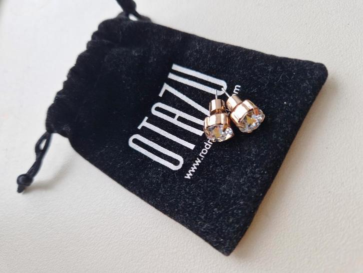 Otazu oorbellen, Sieraden, Tassen en Uiterlijk, Oorbellen, Nieuw, Knopjes of Stekers, Goud, Goud, Met kristal, Ophalen of Verzenden