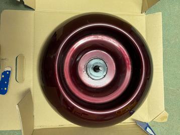 Kerstboomhouder met water reservoir beschikbaar voor biedingen