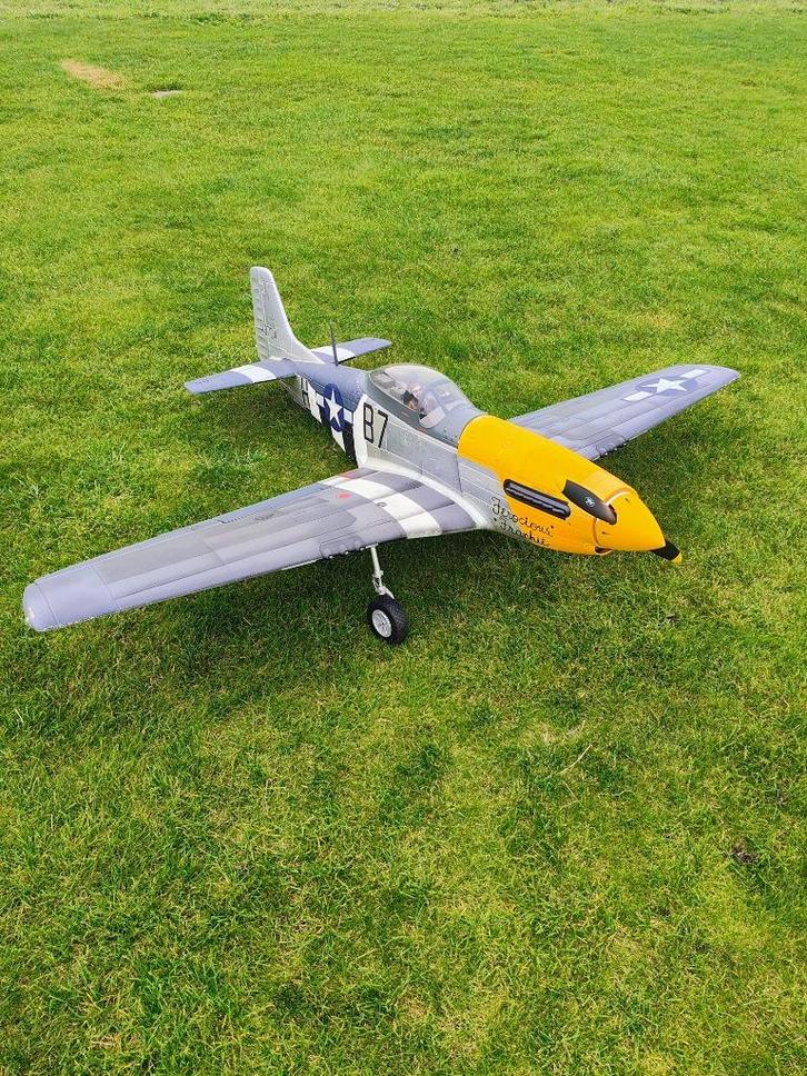 FMS mustang P51, Hobby en Vrije tijd, Modelbouw | Radiografisch | Vliegtuigen, Gebruikt, Elektro, Ophalen