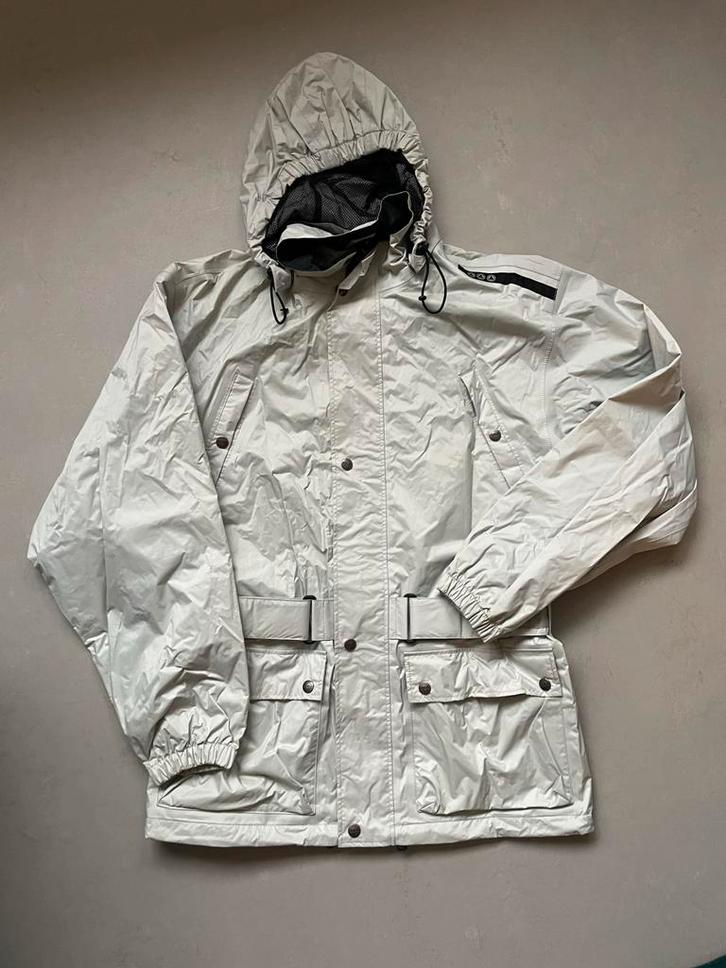 AGU regenjas dames maat S-M, Kleding | Dames, Jassen | Winter, Zo goed als nieuw, Maat 38/40 (M), Grijs, Ophalen of Verzenden