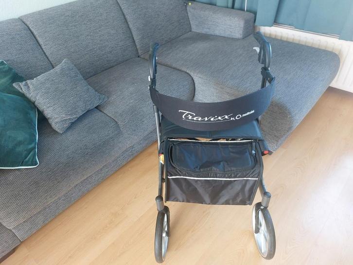 Travixx de luxe Rollator by Mediopoint, lichtgewicht, Diversen, Rollators, Zo goed als nieuw, Lichtgewicht, Ophalen