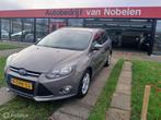 Ford Focus Wagon 1.0 EcoBoost Titanium, Auto's, Euro 5, 125 pk, Gebruikt, Bruin