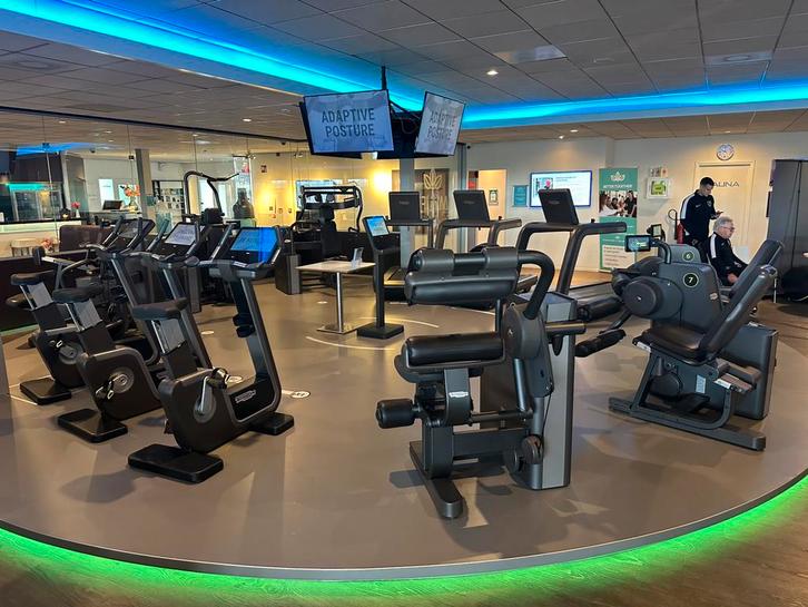 Technogym BioCircuit set, Sport en Fitness, Fitnessmaterialen, Gebruikt, Overige typen, Armen, Benen, Borst, Buik, Rug, Ophalen