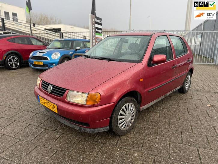 Volkswagen Polo 1.4 | Automaat | lage kmstand | apk, Auto's, Volkswagen, Bedrijf, Te koop, Polo, Startonderbreker, Benzine, Euro 2
