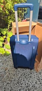 Nieuwe vriendenloterij koffer in doos., 60 tot 70 cm, Uitschuifbare handgreep, Nieuw, Ophalen of Verzenden