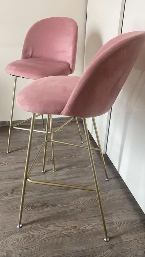 House Nordic Barstoel Lausanne Velvet Roze Brass, Huis en Inrichting, Barkrukken, Gebruikt, Metaal, Ophalen