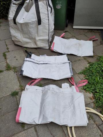 kuubzakken beschikbaar voor biedingen