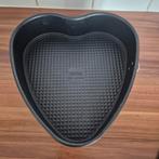 Leuke bakvorm in de vorm van een hart. Ideaal voor het bakke, Ophalen, Zo goed als nieuw