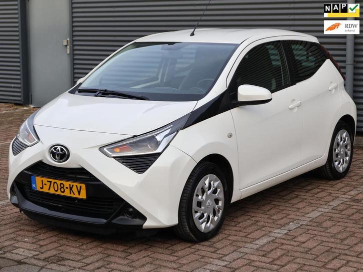 Toyota Aygo 1.0 VVT-i x-play|Carplay|Camera|Airco|, Auto's, Toyota, Bedrijf, Te koop, Aygo, ABS, Achteruitrijcamera, Airbags, Airconditioning