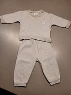 Grijze en witte wafel pyjama's van Feetje in maat 68., Kinderen en Baby's, Nacht- of Onderkleding, Gebruikt, Jongetje of Meisje