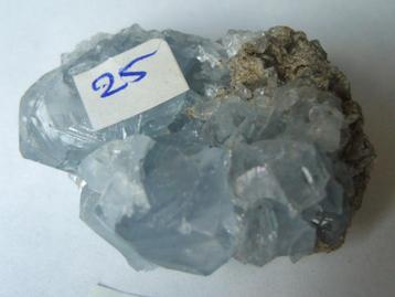 celestien 28gram mooie cluster coelestien edelsteen mineraal beschikbaar voor biedingen