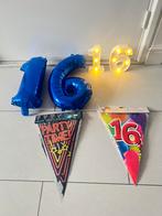 Feestartikelen, slingers, lichtgevende cijfers 16 jaar, Hobby en Vrije tijd, Feestartikelen, Ophalen of Verzenden, Zo goed als nieuw