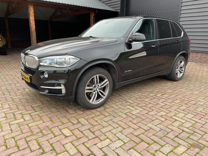 BMW X5 Xdrive 30D Aut 2016 Zwart Leder Trekhaak 360 camera, Auto's, BMW, Particulier, X5, 360° camera, 4x4, ABS, Achteruitrijcamera