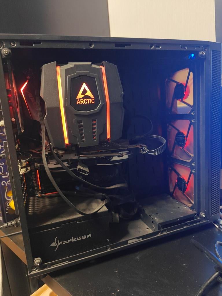 Gaming PC - RX 580, Ryzen 5 5600X, 16GB RAM, 1TB SSD, Ophalen, Gebruikt, AMD Ryzen 5 5600X, Custom Build