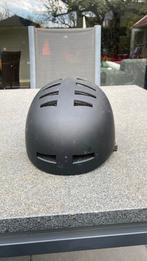 Skate helm, Sport en Fitness, Skateboarden, Gebruikt, Ophalen of Verzenden, Bescherming