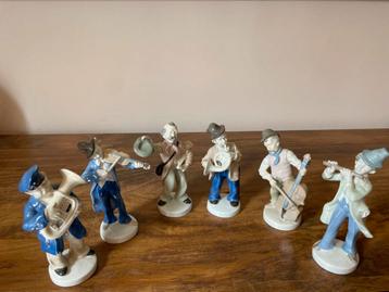 Vintage porseleinen beeldjes – Muzikanten set – gemerkt GDR beschikbaar voor biedingen