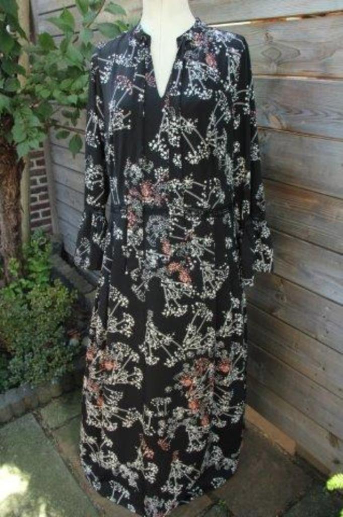 Jurk zwart/ creme/ roze K-Design mt XXL Maxi Vaste prijs, Kleding | Dames, Jurken, Zo goed als nieuw, Maat 46/48 (XL) of groter