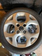 Ford fiesta velgen met  bijna nieuw dunlop winterbanden, Auto diversen, Ophalen