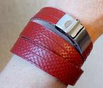 Armband gemaakt van oude brandweerslang, Ophalen of Verzenden, Nieuw, Rood, Overige materialen