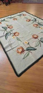 mooi bloemen tafelkleed 153/129, Gebruikt, Etten-Leur, DJT@dejuistetoon.eu, Ophalen of Verzenden