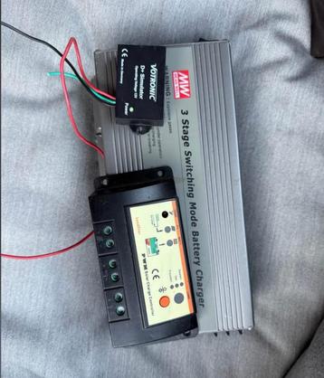 12 volt lader + Solar Controller + Smart Relays beschikbaar voor biedingen