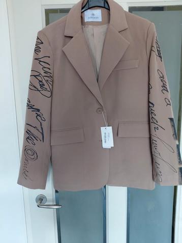 Blazer jusdepom  beschikbaar voor biedingen