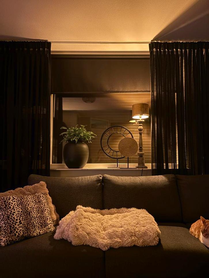 Zwarte Inbetween Gordijnen - 3 stuks, Huis en Inrichting, Stoffering | Gordijnen en Lamellen, Zo goed als nieuw, 200 cm of meer